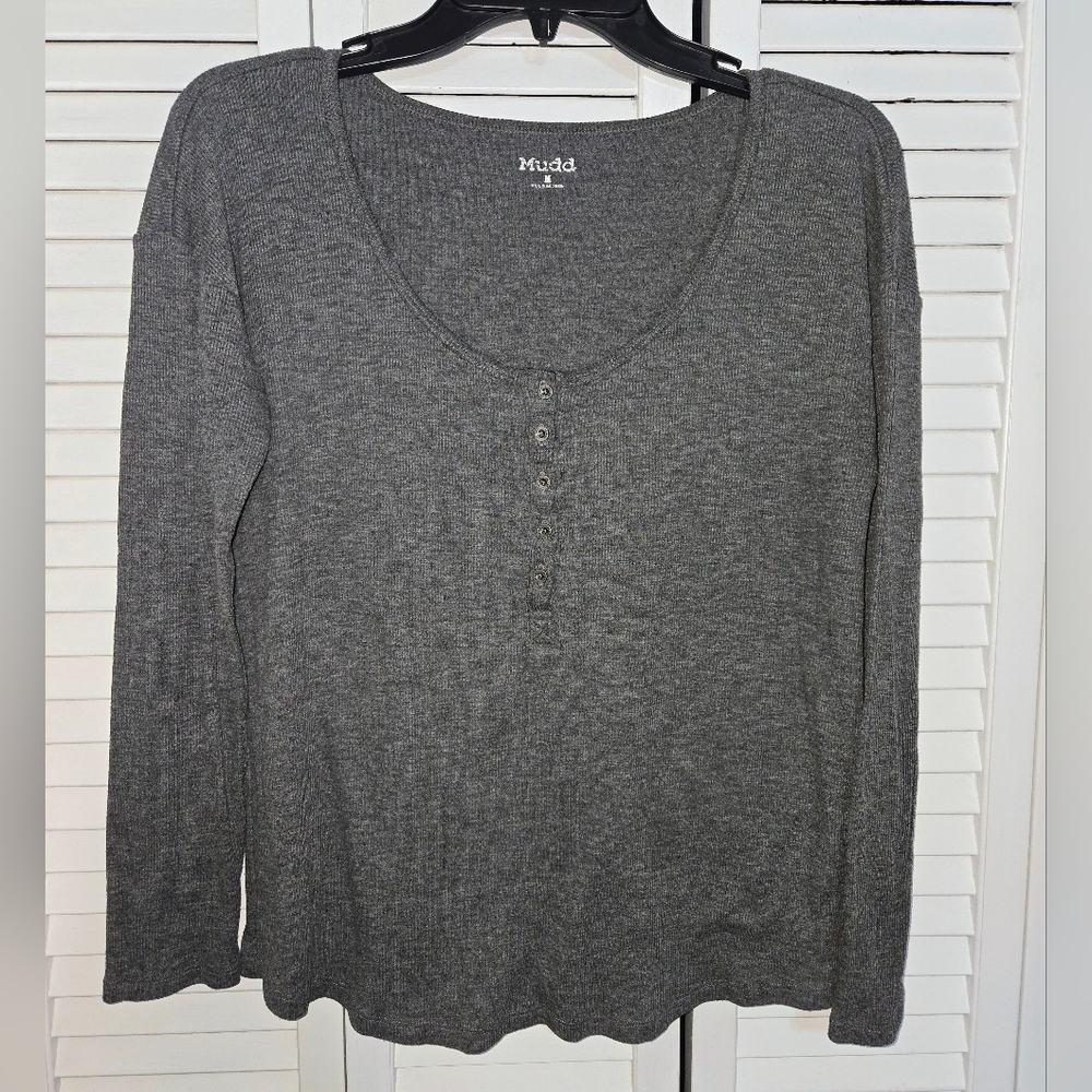 Mudd Women's M Gray Henley Top